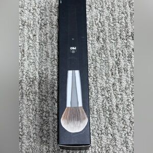 BH Cosmetics Studio Pro Tapered Powder Brush.